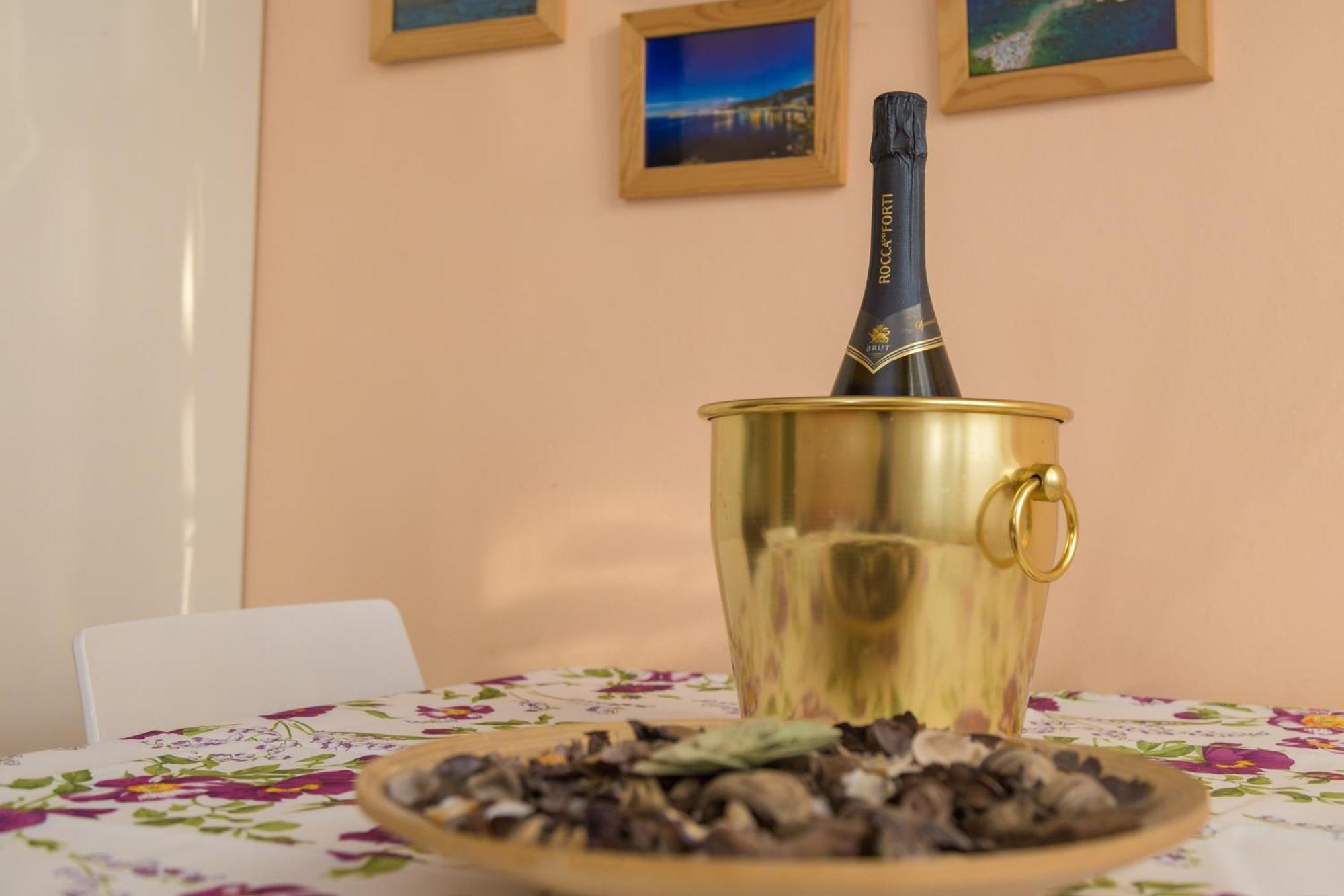 Il Signo Cocco Mare Apartment Taormina Exterior photo